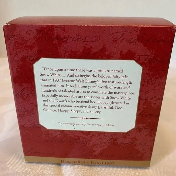 Hallmark Ornament Disney's Snow White 60th Anniversary Edition 1997 - Picture 6 of 6